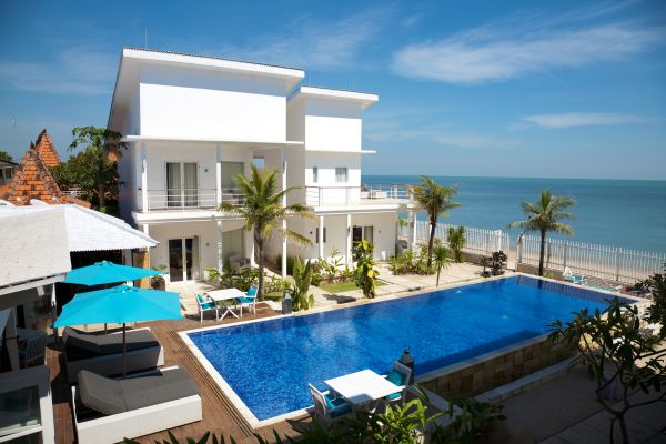 Vacation Home Construction