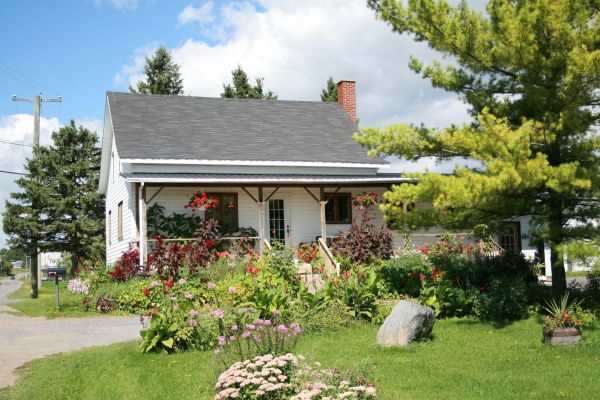 Vintage Farmhouse Makeover