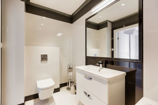 Attic Bathroom Design