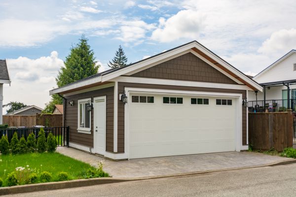 Detached Garage Installation