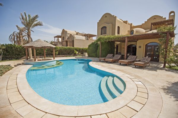 Pool House Installation